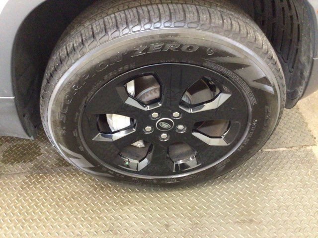 Used 2020 Land Rover Defender 110 SE AWD/4WD image 27