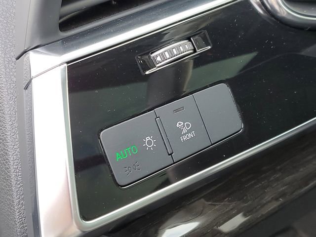 Used 2025 Audi Q7 3.0T Premium Plus AWD/4WD image 9
