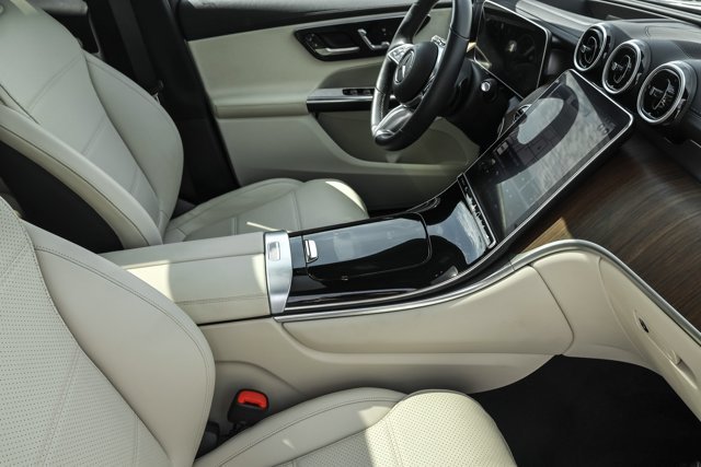 Certified 2026 Mercedes-Benz GLC 300 4MATIC image 27