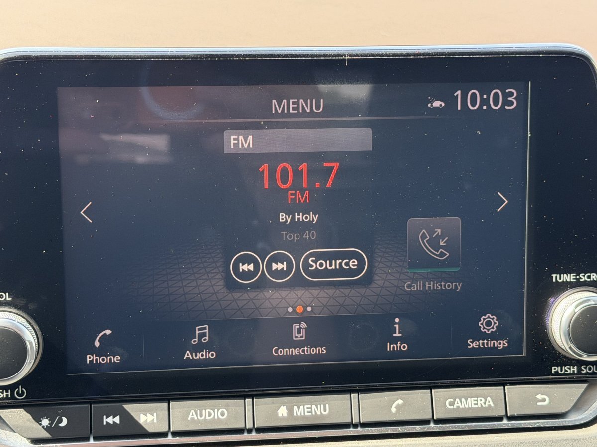Used 2021 Nissan Rogue SV FWD image 24