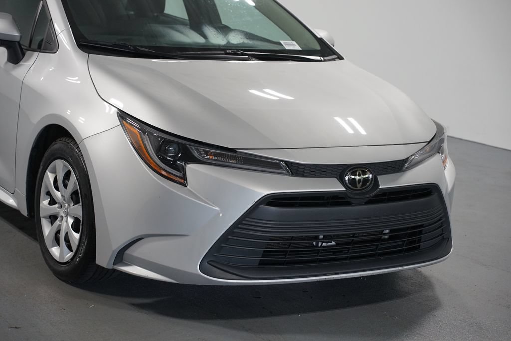 Certified 2024 Toyota Corolla LE FWD image 4
