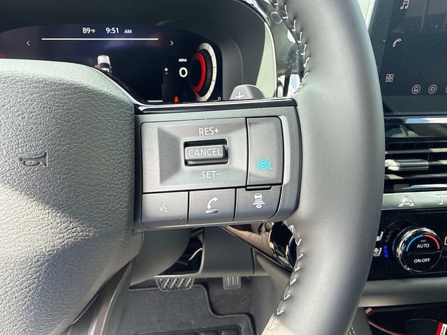 New 2026 Nissan Pathfinder Platinum w/ Accent Package FWD image 25