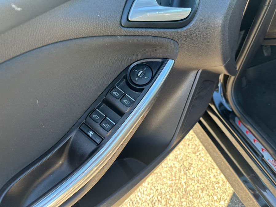 Used 2014 Ford Focus ST w/ Equipment Group 202A image 21