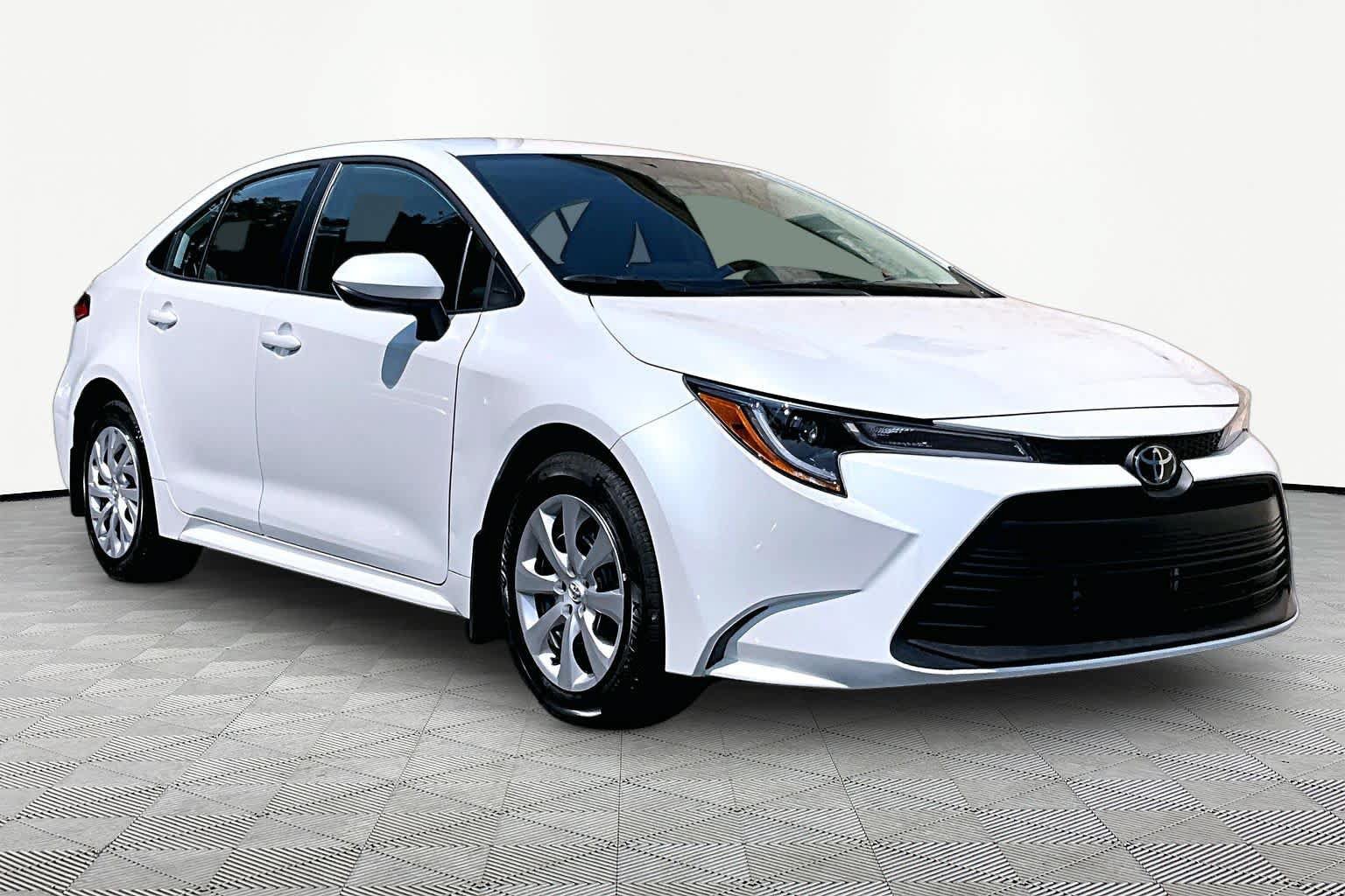 Certified 2026 Toyota Corolla LE FWD image 3