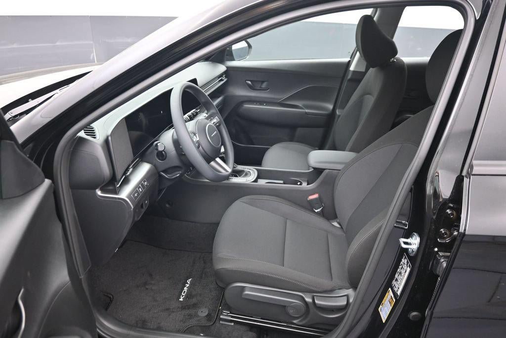 New 2027 Hyundai Kona SE FWD image 9