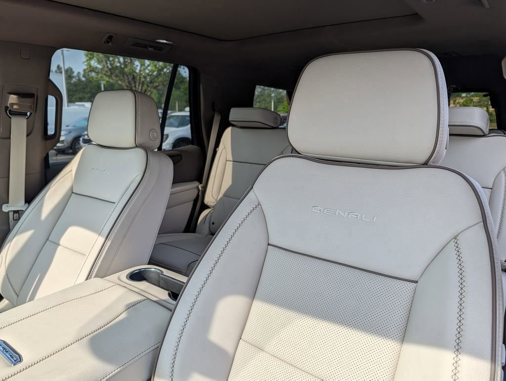 New 2026 GMC Yukon Denali AWD/4WD image 11