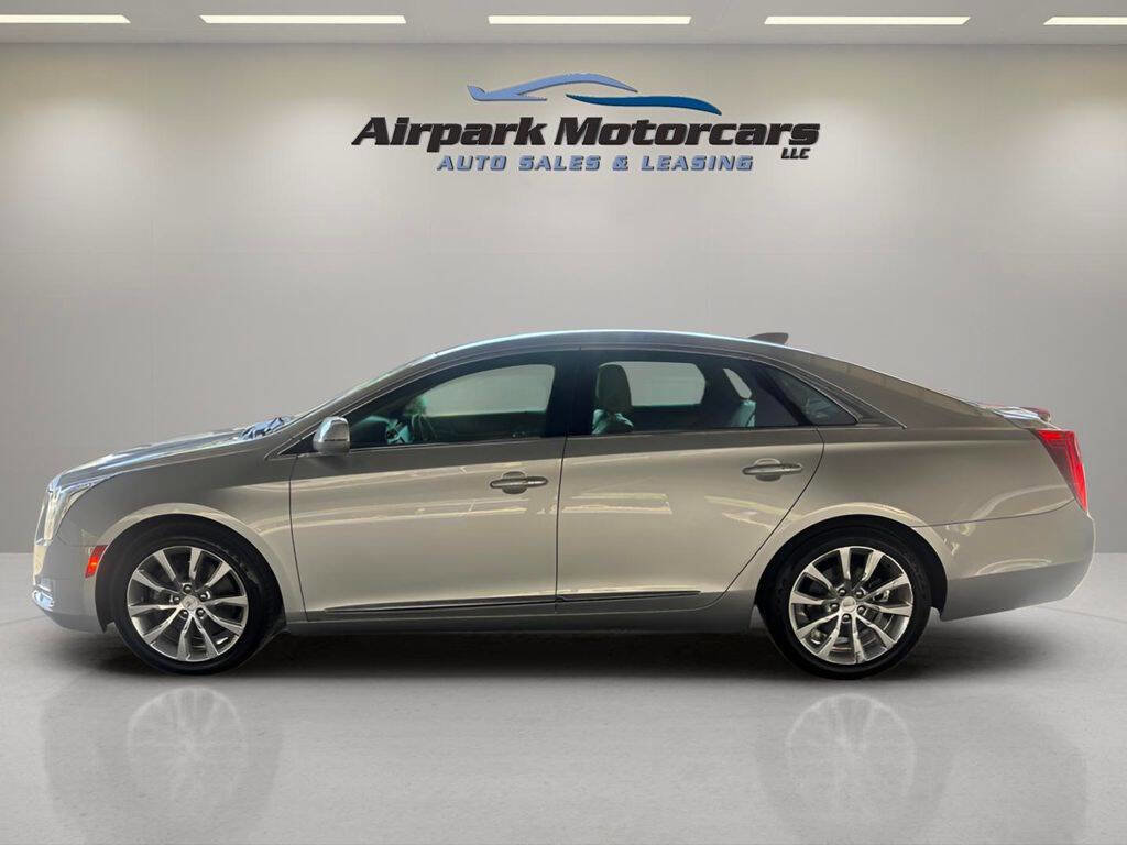 Used 2016 Cadillac XTS Luxury image 2