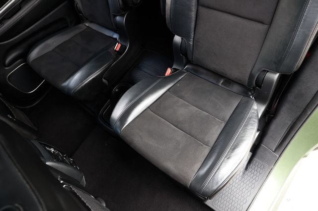 Used 2020 Dodge Durango R/T w/ Technology Group RWD image 13