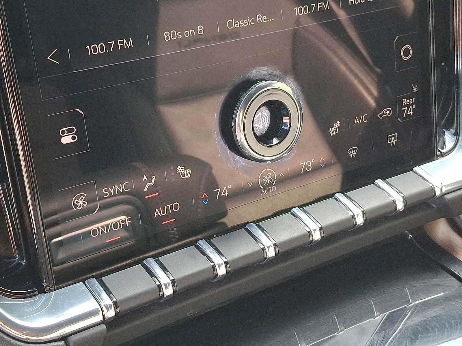 Used 2025 GMC Yukon Denali image 16