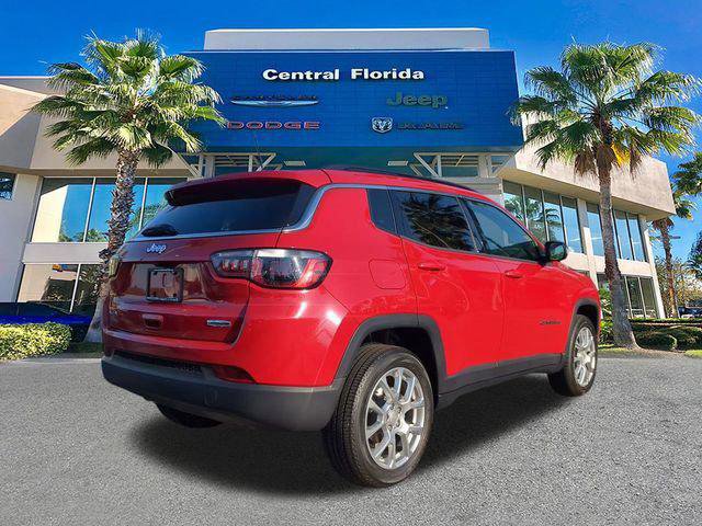 Certified 2023 Jeep Compass Latitude image 5