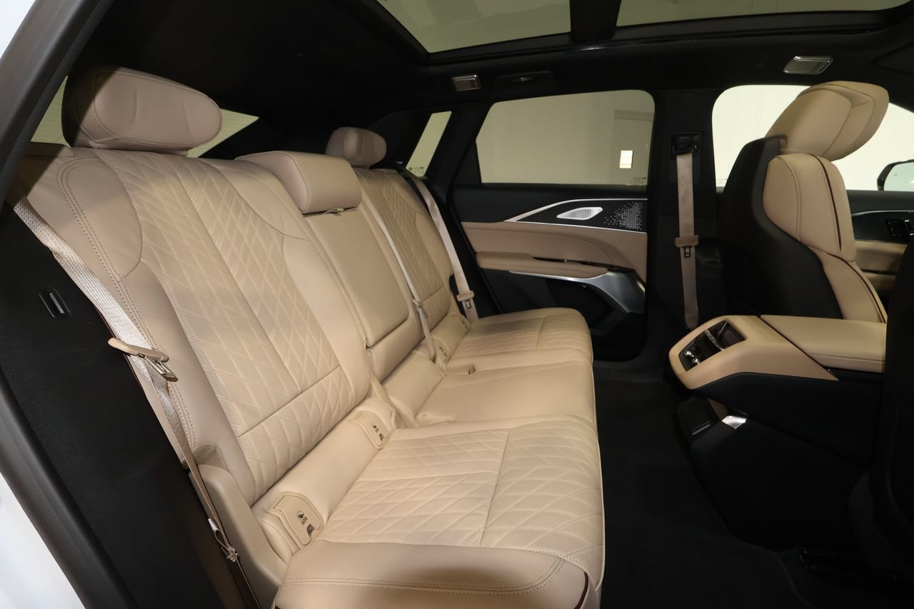 Certified 2026 Cadillac Lyriq Signature Luxury w/ Nappa Leather Package AWD/4WD image 25