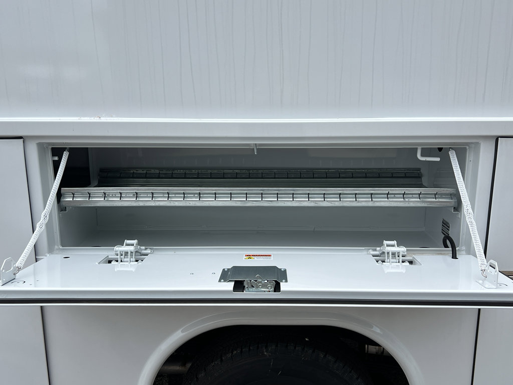 New 2025 Ford E-350 and Econoline 350 Super Duty w/ Power Equipment Group image 32