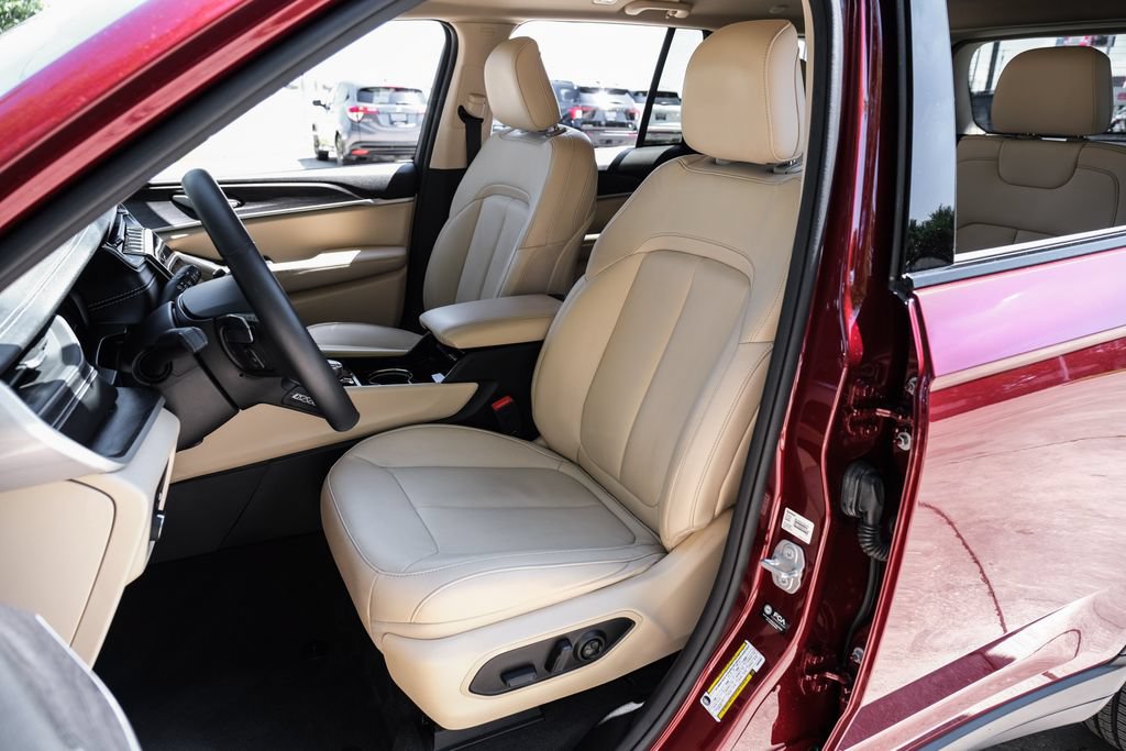 Used 2022 Jeep Grand Cherokee Limited RWD image 42