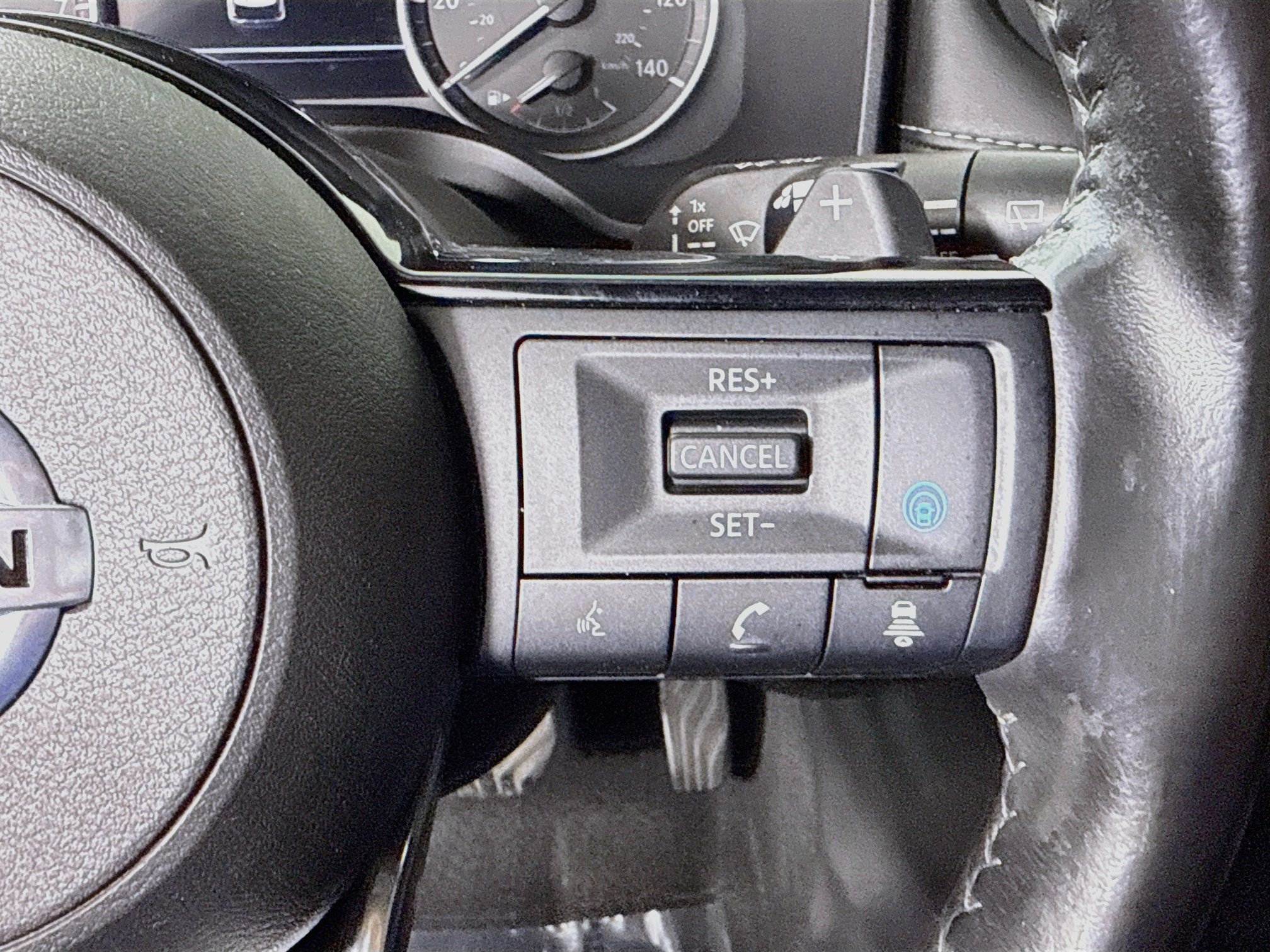 Used 2021 Nissan Rogue SV w/ Premium Package FWD image 15