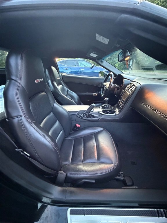 Used 2008 Chevrolet Corvette Z06 w/ Preferred Equipment Group RWD image 16