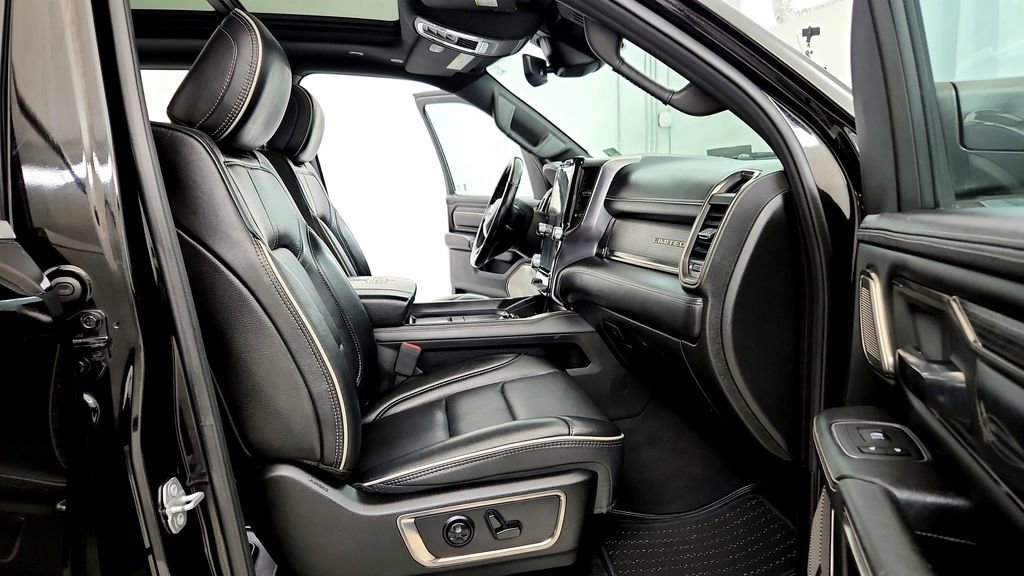 Used 2019 RAM 1500 Limited AWD/4WD image 15