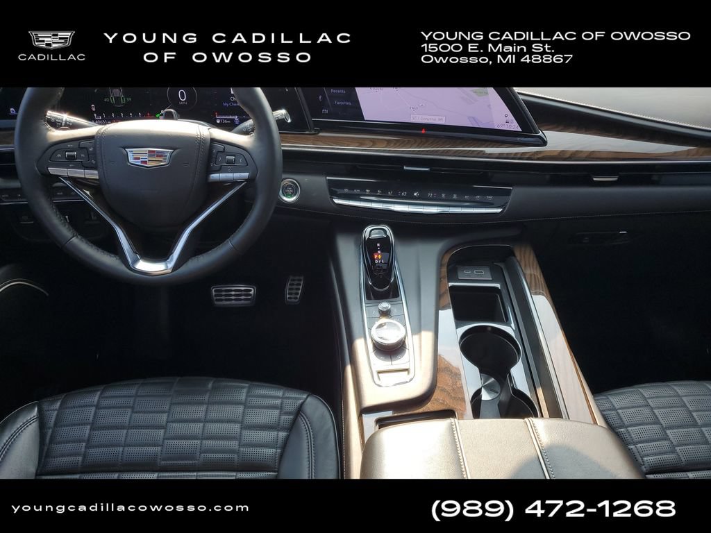 Used 2023 Cadillac Escalade ESV Sport Platinum w/ LPO, ONYX Package AWD/4WD image 27