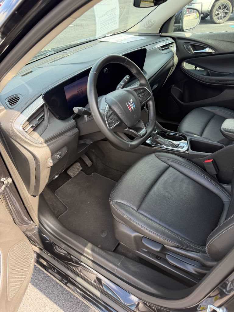 Used 2024 Buick Encore GX Sport Touring FWD image 14