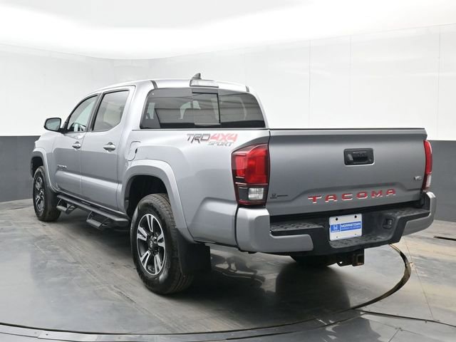 Used 2019 Toyota Tacoma TRD Sport AWD/4WD image 7