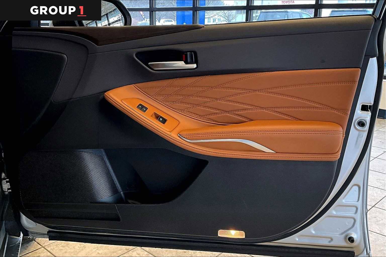 Certified 2019 Toyota Avalon Limited w/ All Weather Liner Package image 23