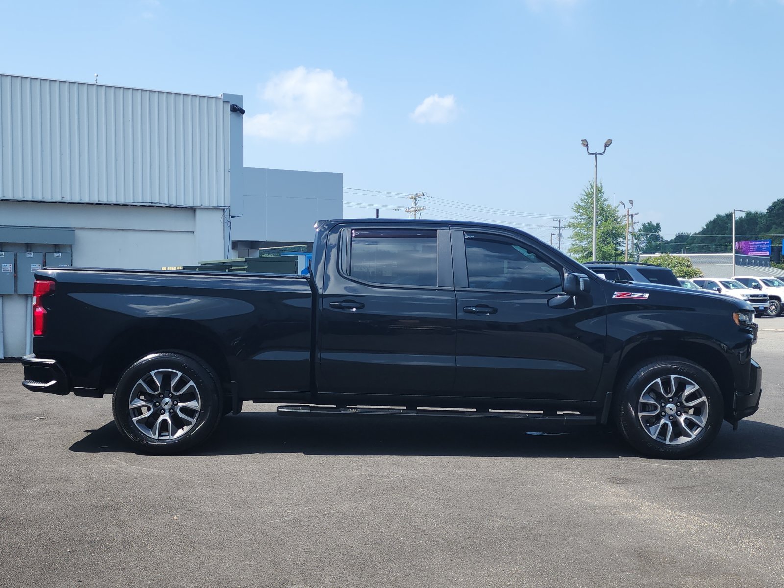 Used 2020 Chevrolet Silverado 1500 RST AWD/4WD image 6