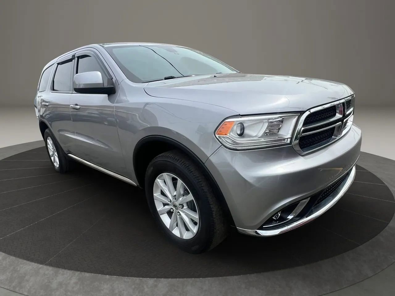 Used 2019 Dodge Durango SXT w/ 3rd Row Seating Group AWD/4WD image 3