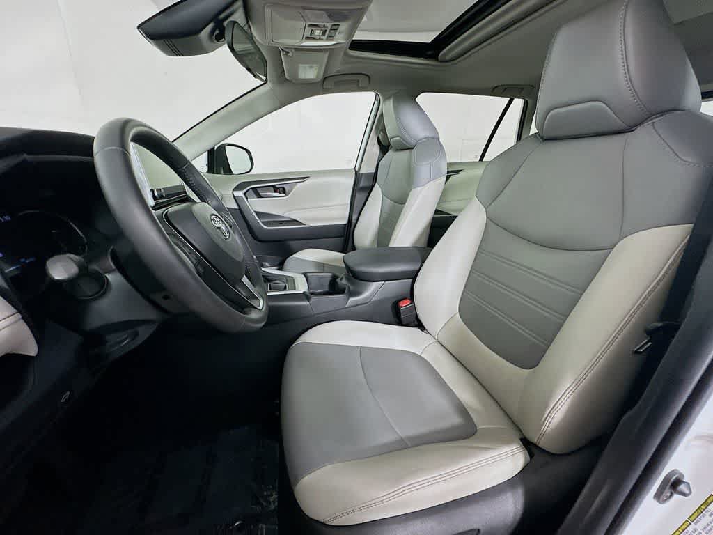 Used 2023 Toyota RAV4 XLE Premium AWD/4WD image 12