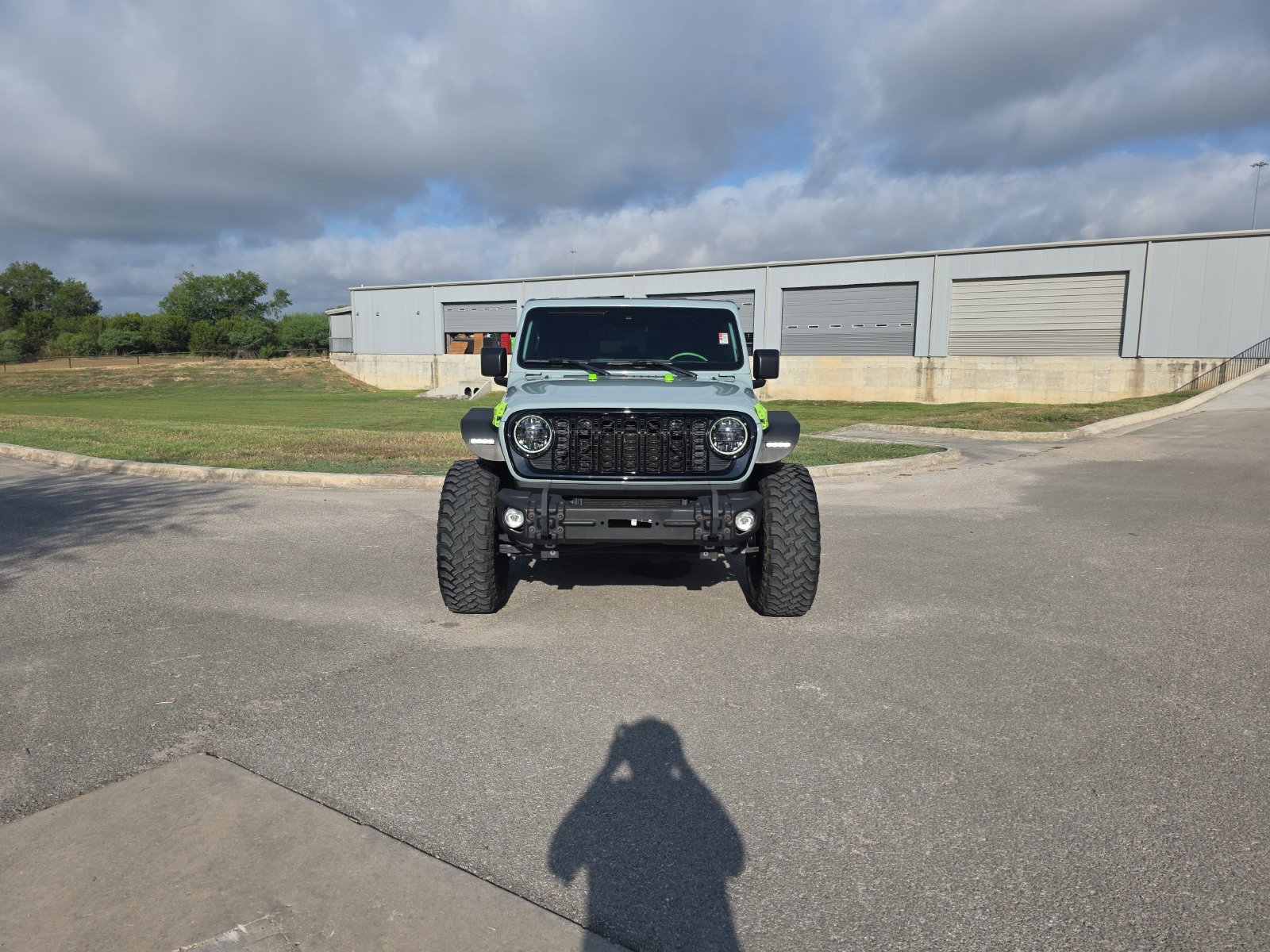 Used 2024 Jeep Wrangler Sport AWD/4WD image 29