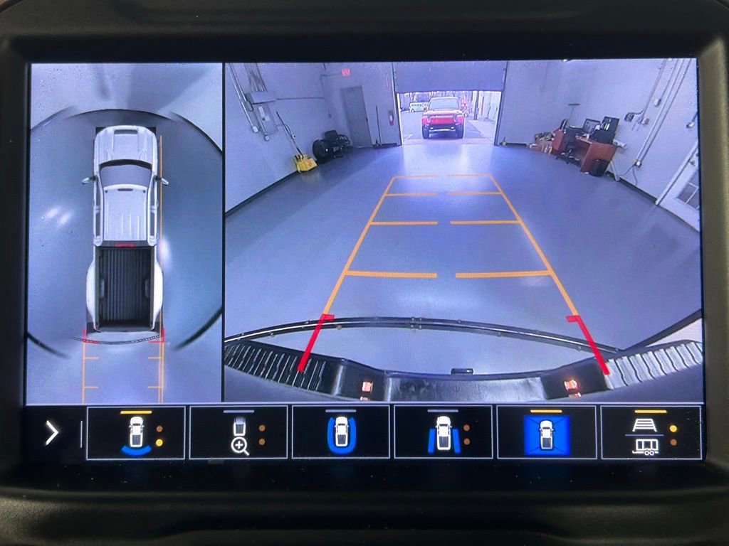 Used 2023 Chevrolet Silverado 3500 High Country image 22