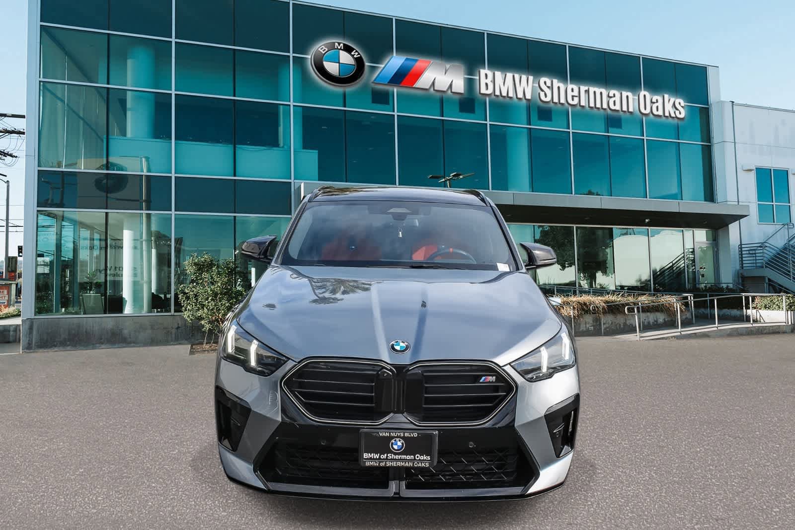 Used 2025 BMW X2 M35i image 2