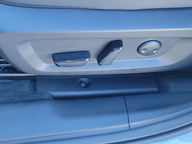 New 2026 Mitsubishi Outlander SE FWD image 21