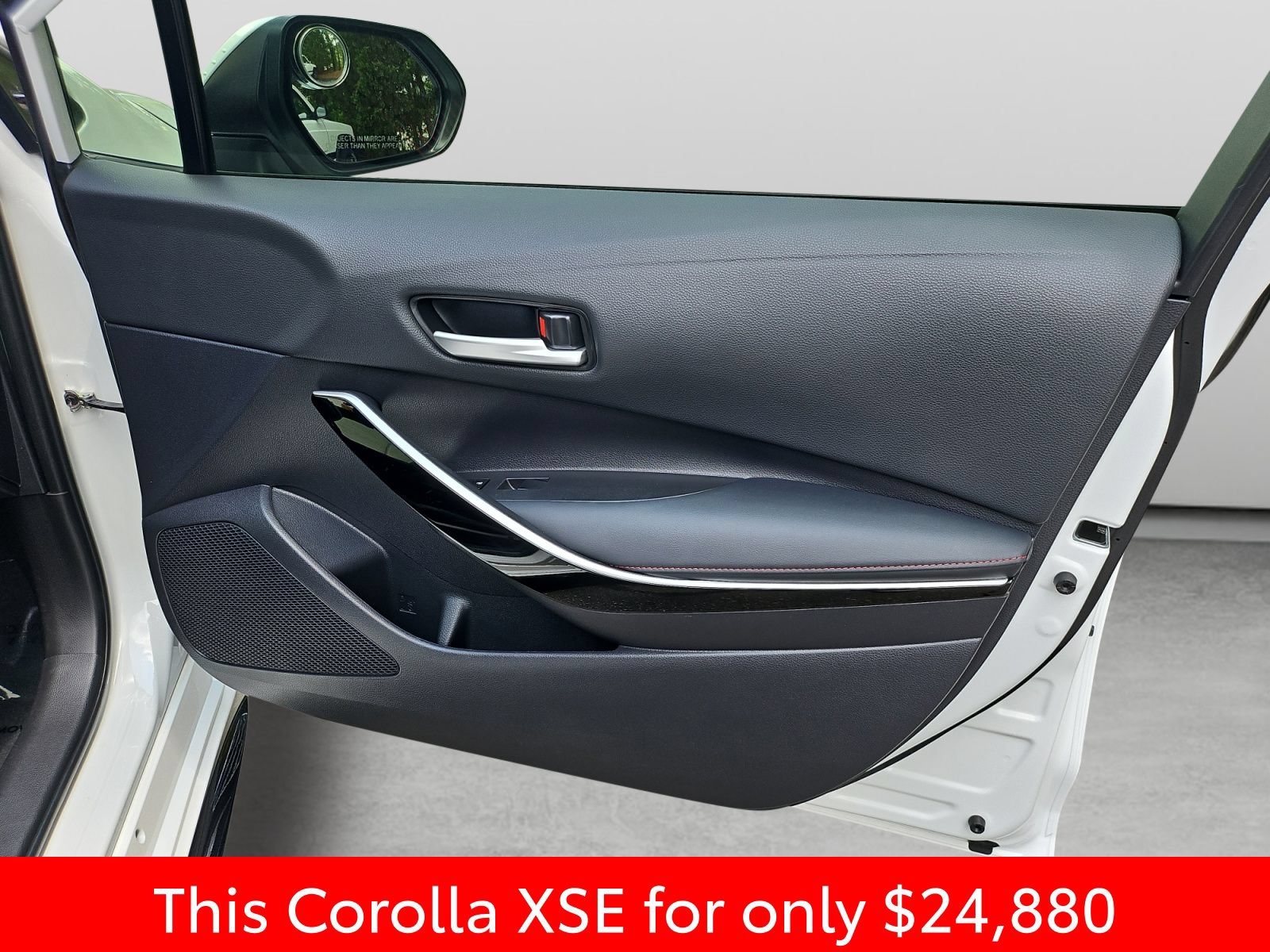 Used 2023 Toyota Corolla XSE FWD image 36