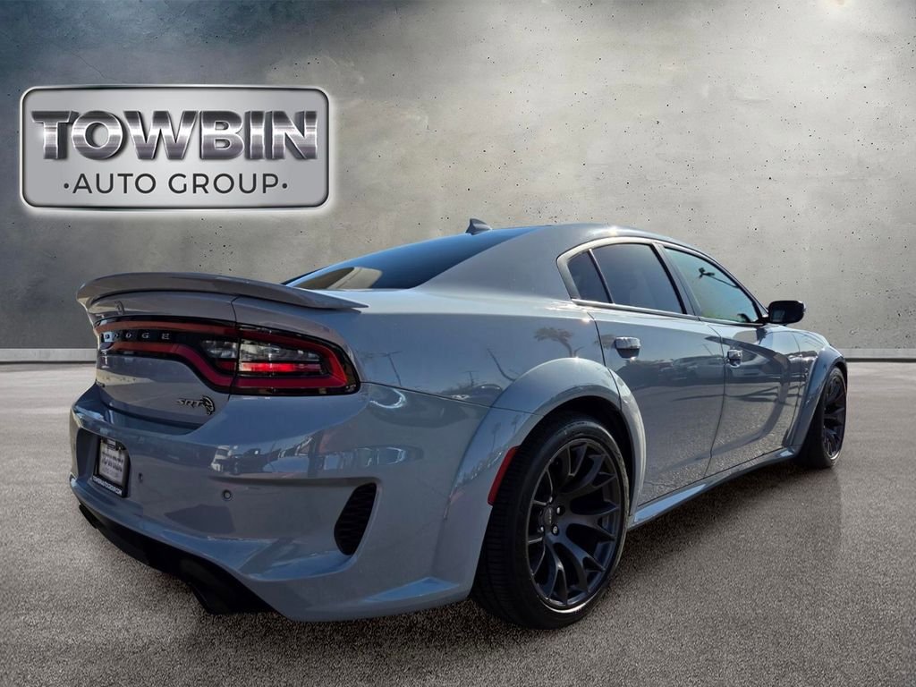 Used 2020 Dodge Charger SRT Hellcat w/ Carbon/Suede Interior Package RWD image 4