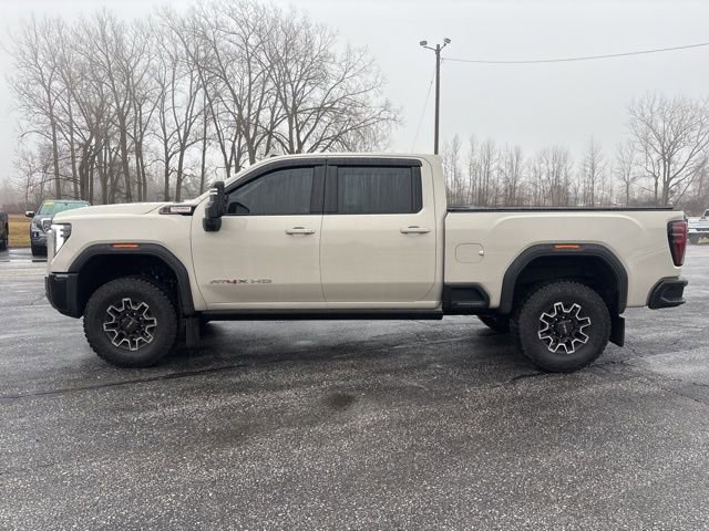 Used 2026 GMC Sierra 2500 AT4X image 2