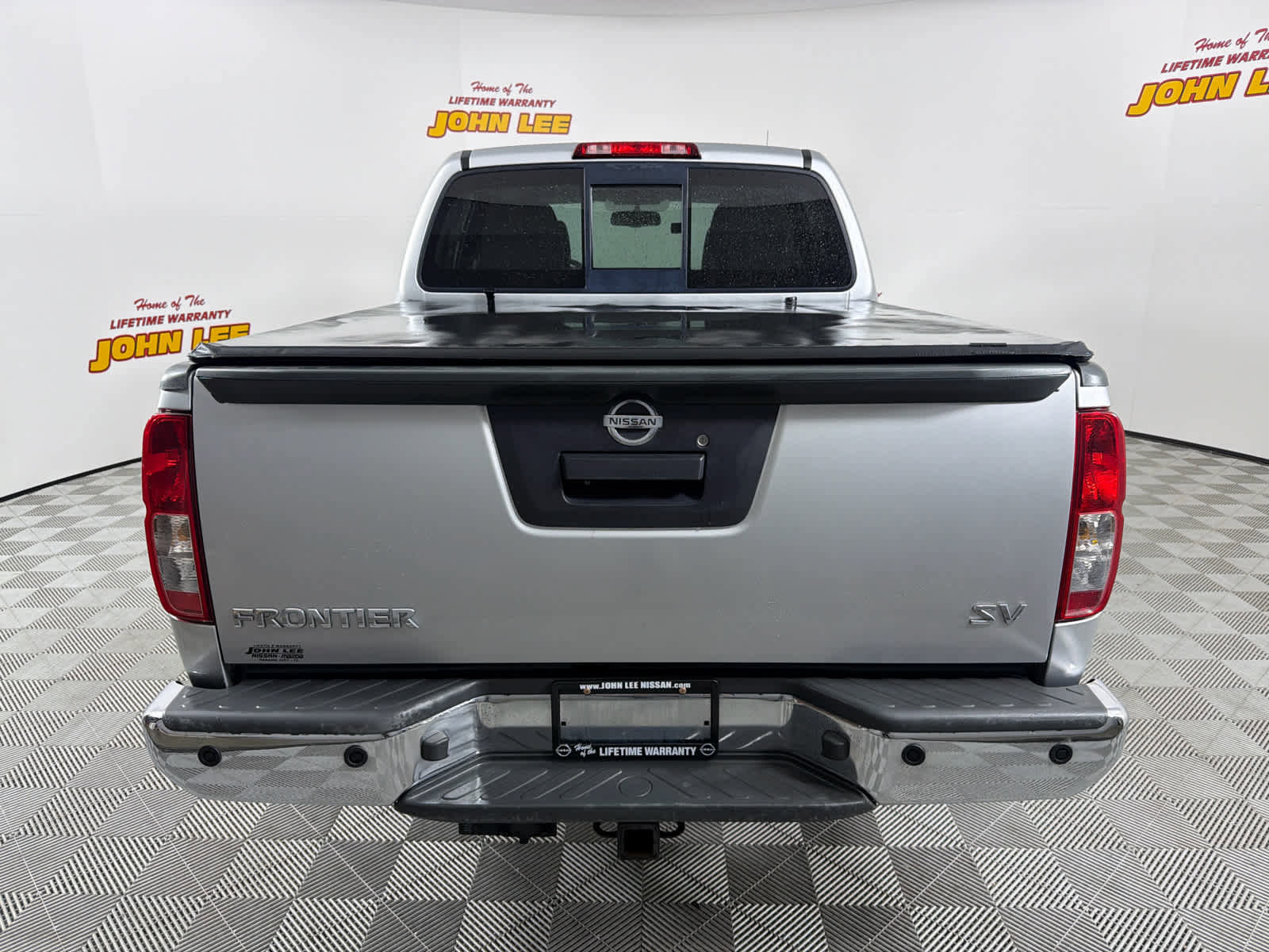 Used 2016 Nissan Frontier SV w/ SV Value Truck Package RWD image 4