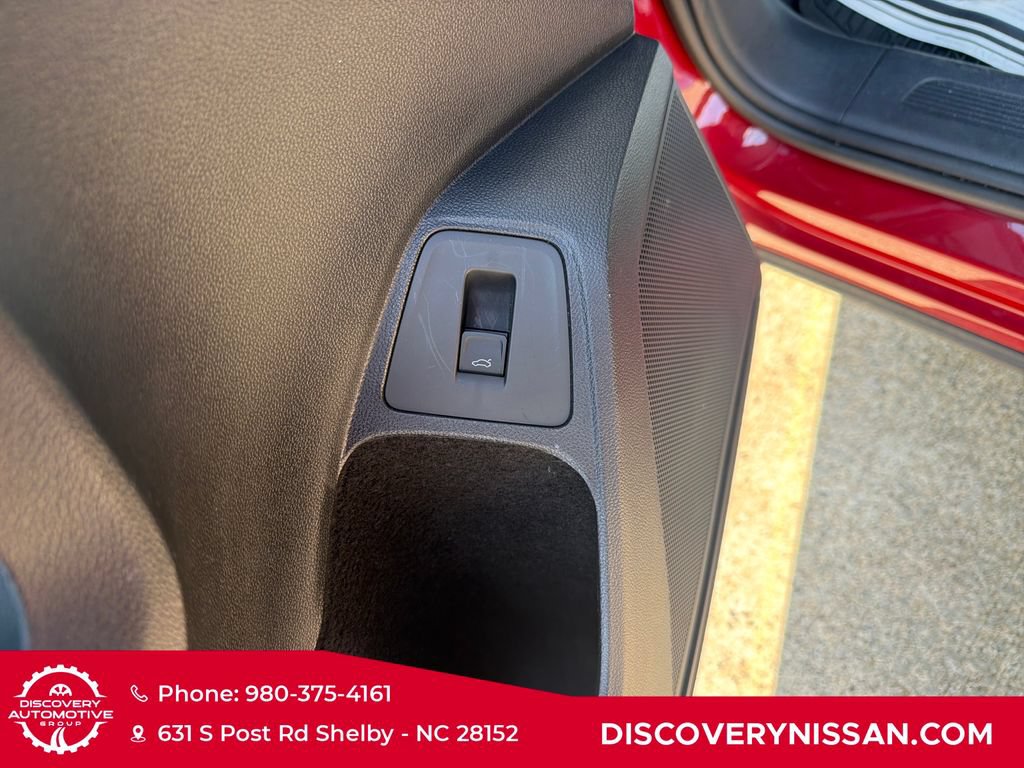 Used 2020 Volkswagen Tiguan SEL AWD/4WD image 13