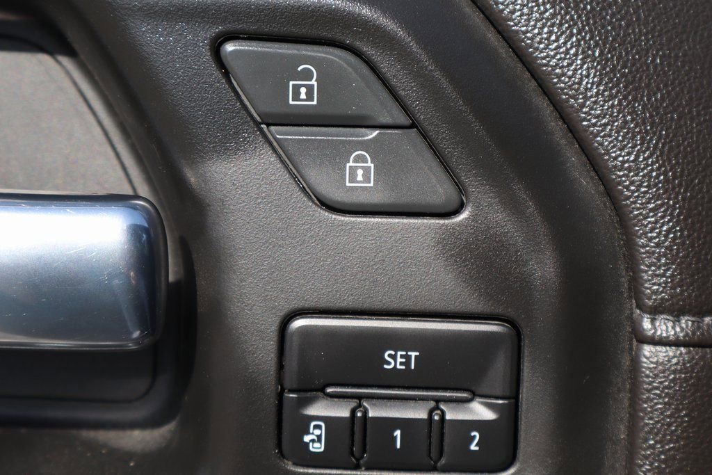 Used 2023 Chevrolet Silverado 2500 LTZ w/ LTZ Plus Package AWD/4WD image 18