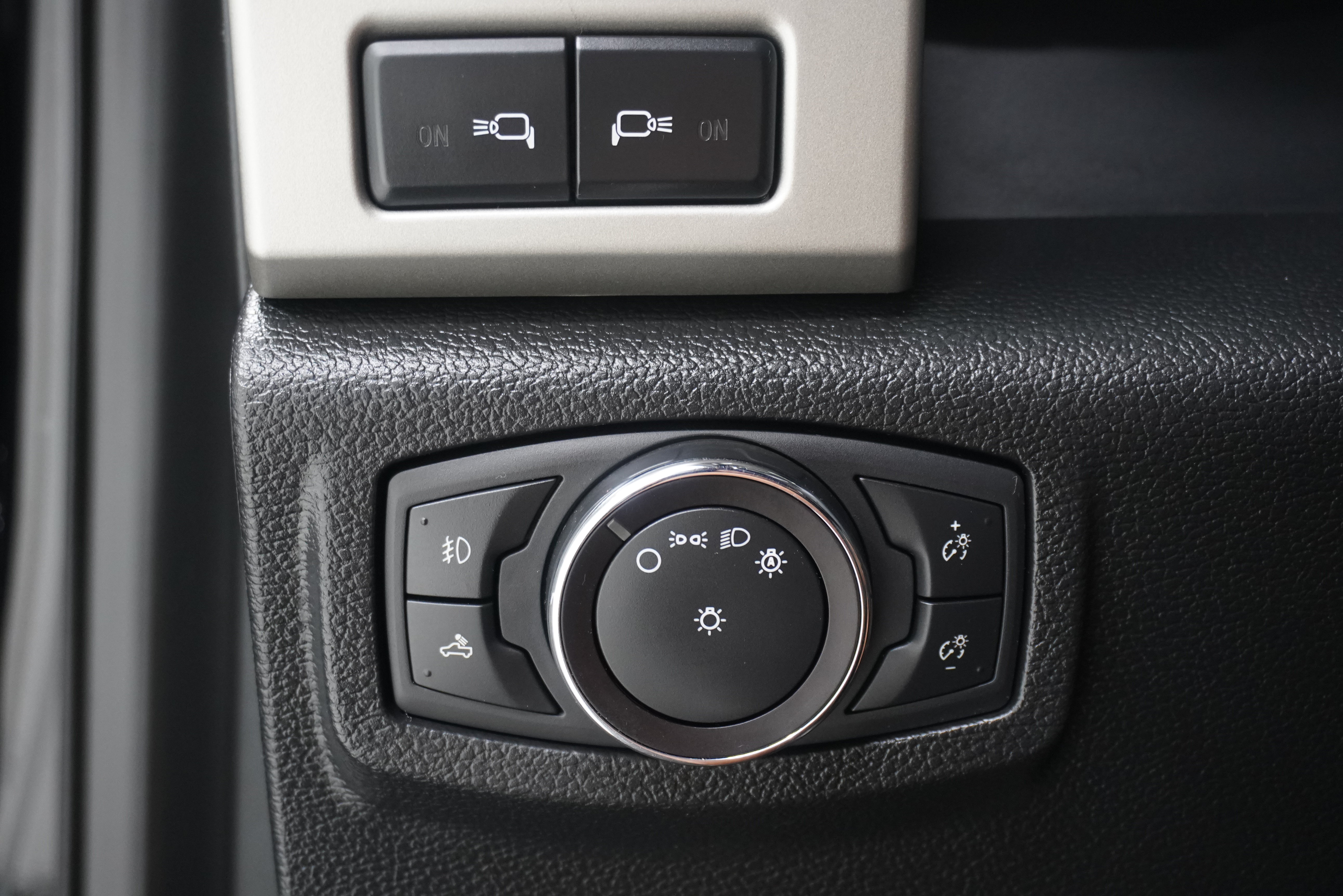 Used 2019 Ford F250 Lariat w/ Lariat Ultimate Package AWD/4WD image 30