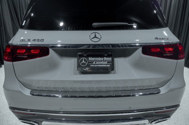 Certified 2026 Mercedes-Benz GLS 450 4MATIC image 6
