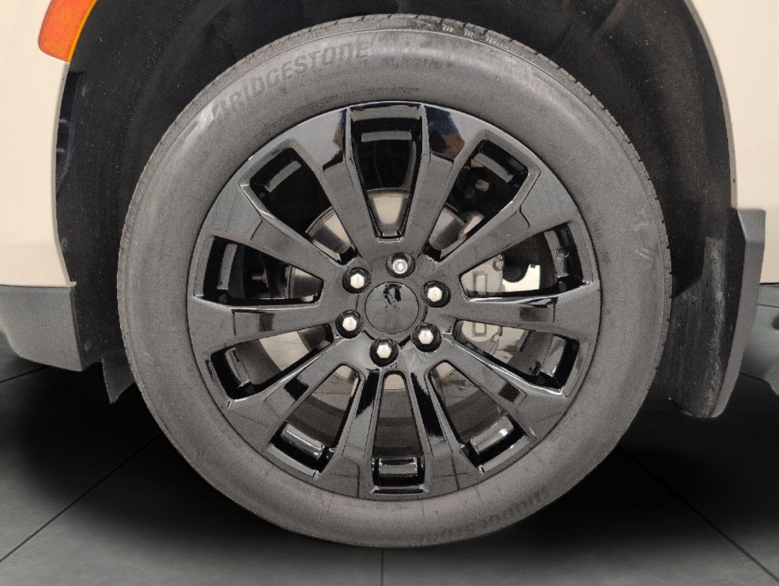 Used 2021 Chevrolet Tahoe Premier AWD/4WD image 3