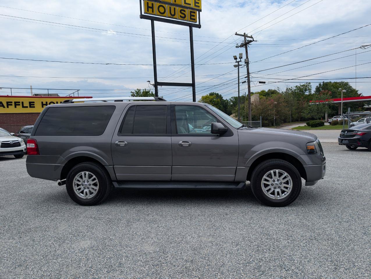 Used 2012 Ford Expedition EL Limited AWD/4WD image 5