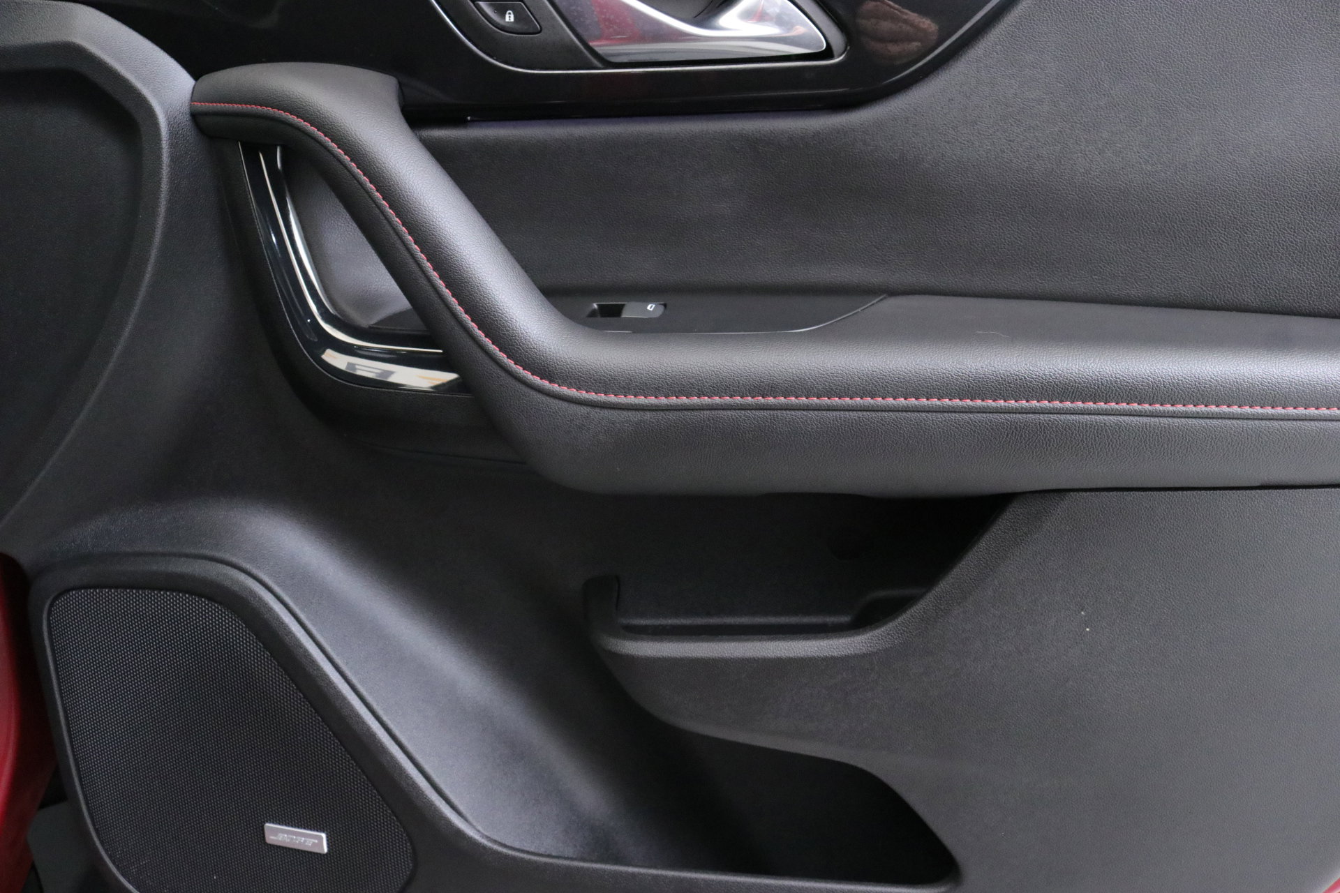 Used 2023 Chevrolet Blazer RS w/ Driver Confidence II Package image 32