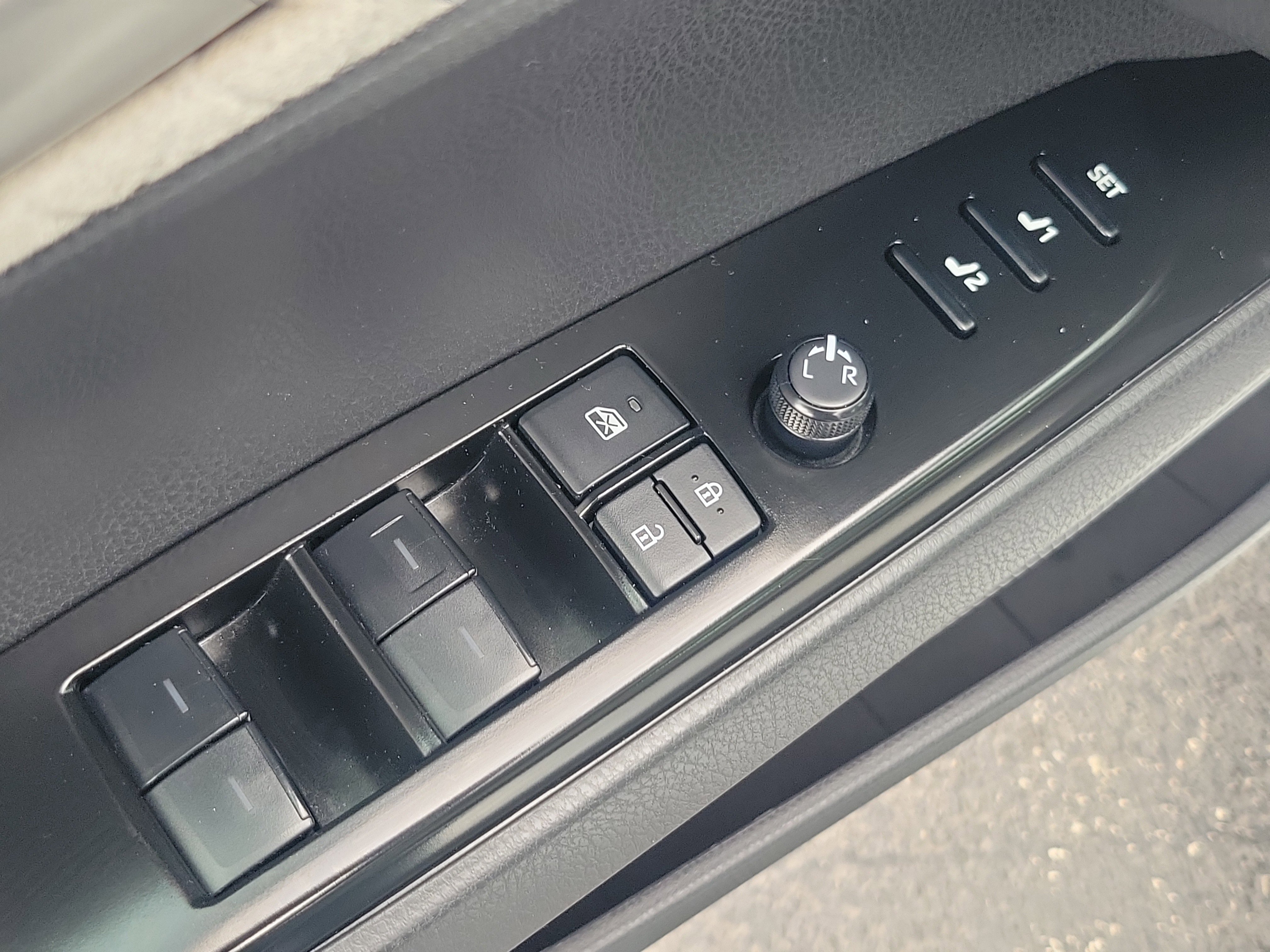 Certified 2025 Toyota Camry XLE w/ Premium Plus Package image 15