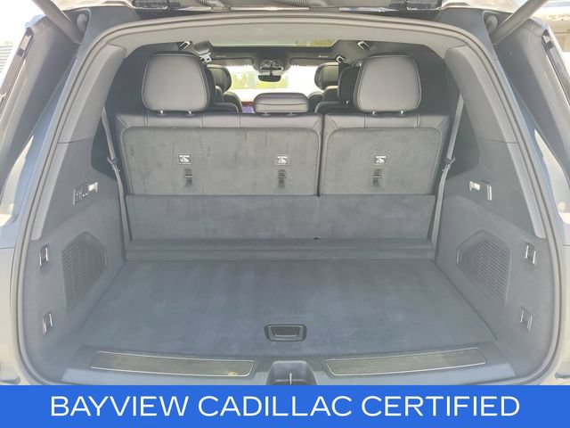 Certified 2026 Cadillac Escalade IQL Sport 1 w/ LPO, ONYX Package AWD/4WD image 13