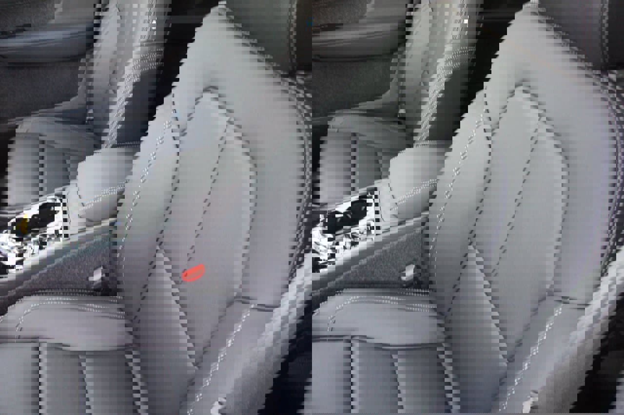 New 2026 Volvo XC40 B5 Plus w/ Protection Package Premier image 18