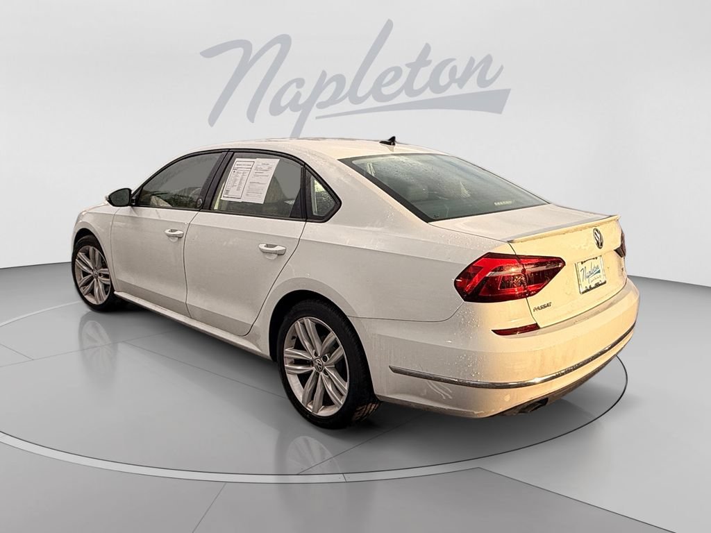 Used 2019 Volkswagen Passat 2.0T Wolfsburg FWD image 3