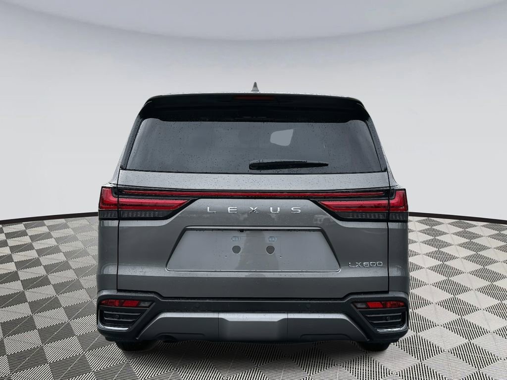 Used 2026 Lexus LX 600 4WD w/ Accessory Package (2T) image 3