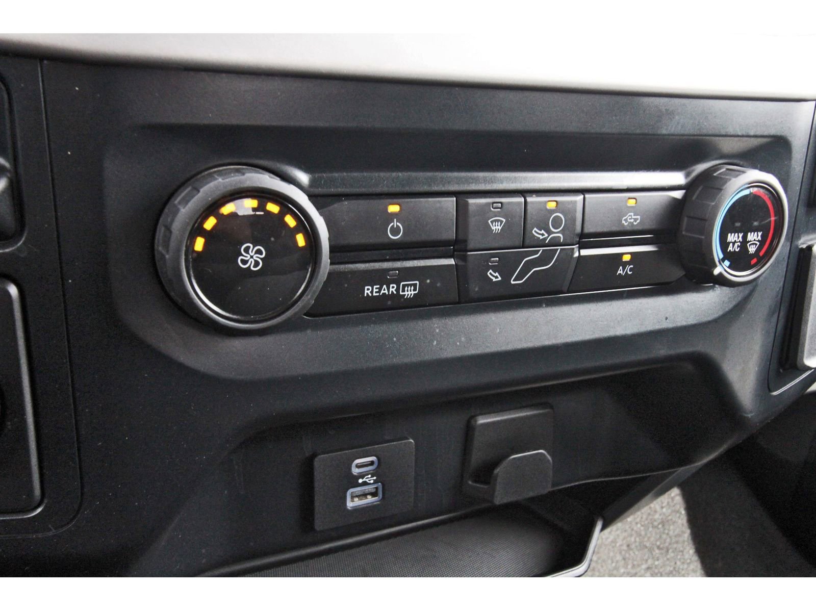 Used 2023 Ford F150 XLT RWD image 25