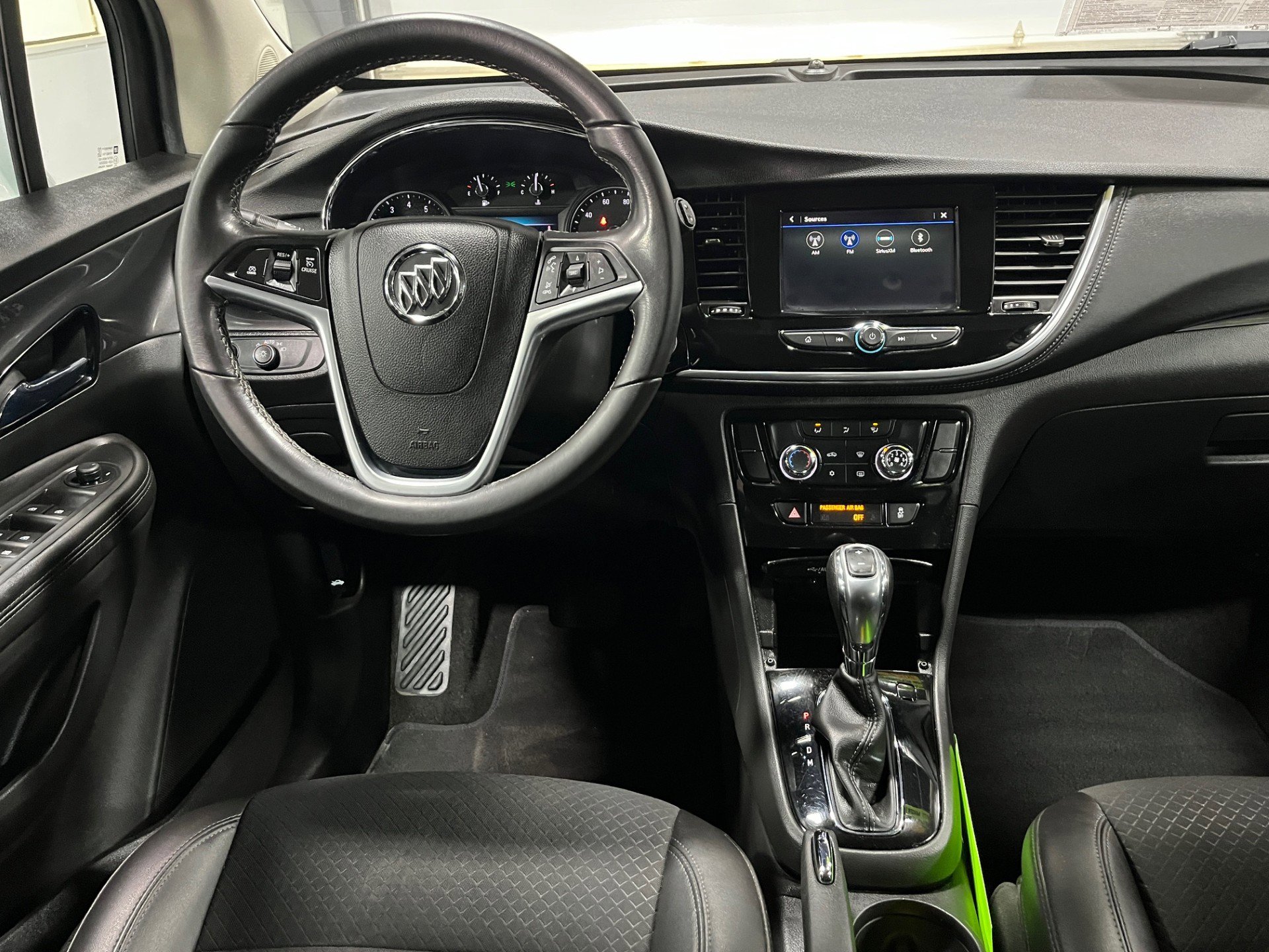 Certified 2022 Buick Encore Preferred w/ Safety Package image 10