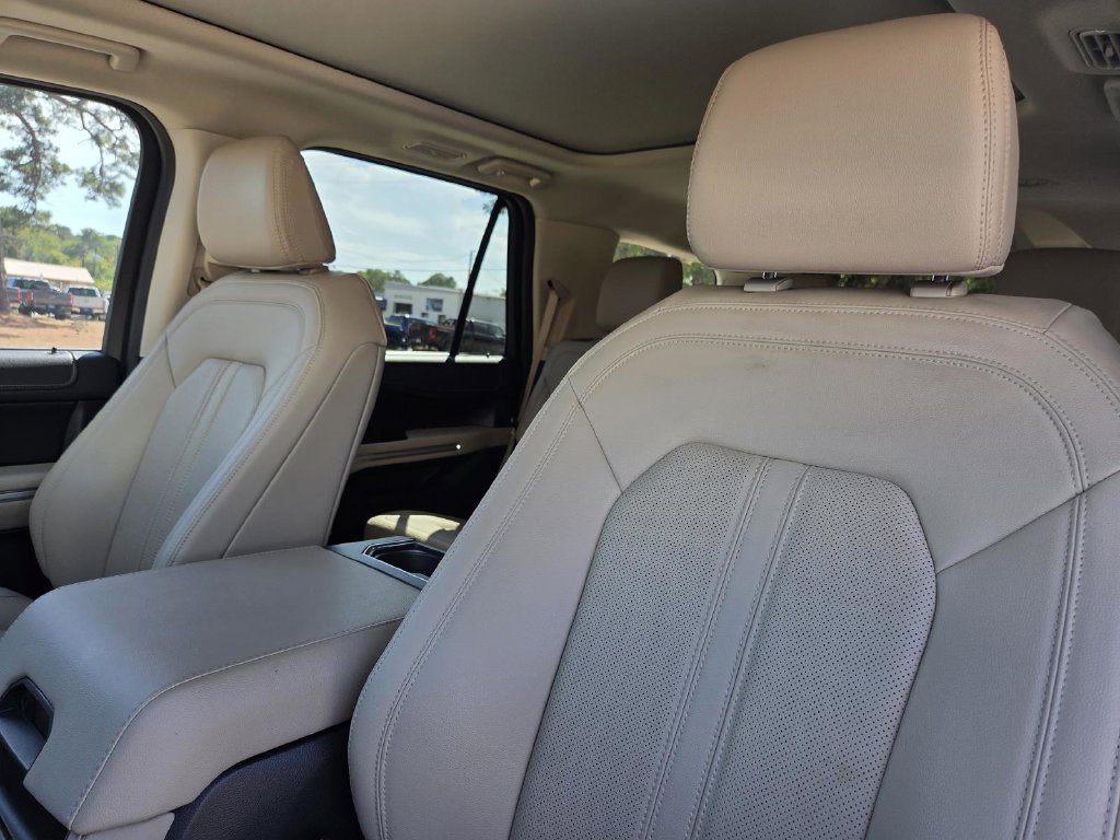 Used 2024 Ford Expedition Limited RWD image 28